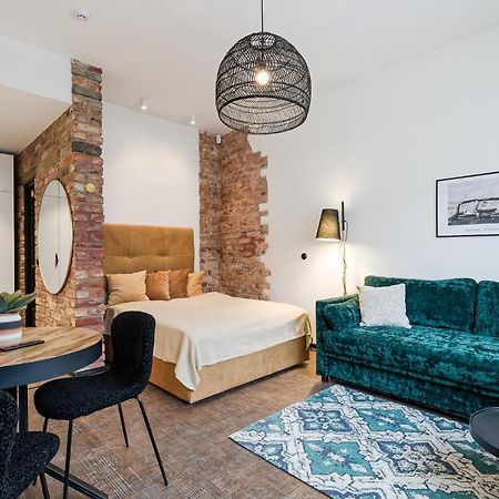 Old Town Studio Apartment Aia 5A Tallinn Luaran gambar