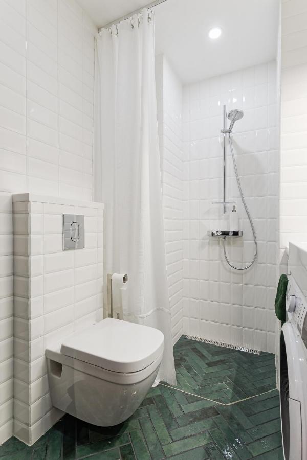 Old Town Studio Apartment Aia 5A Tallinn Luaran gambar