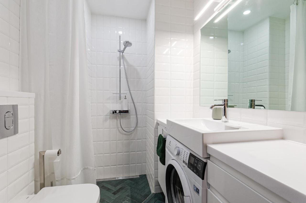 Old Town Studio Apartment Aia 5A Tallinn Luaran gambar